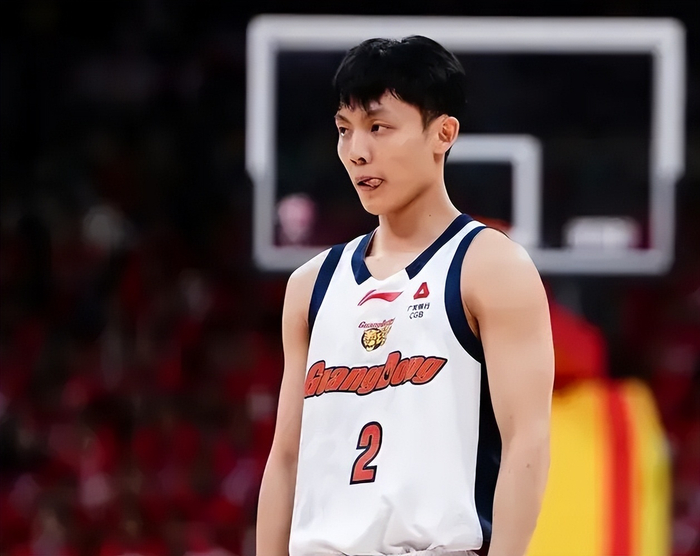 广东男篮逆转四川迎曙光 萨姆纳22分徐杰关键作