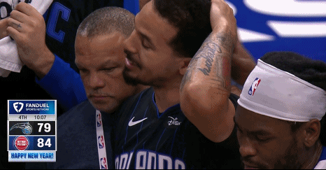 公牛裁掉艾维因反LGBTQ言论，职业生涯陷入低谷