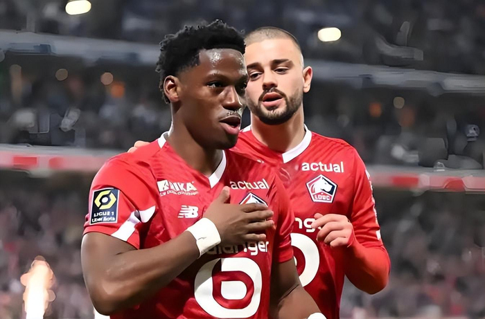 申花引援成果显著 斯卢茨