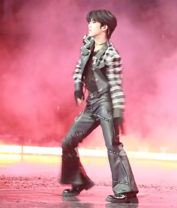 中国女篮首夺世界杯冠军实现历史突破