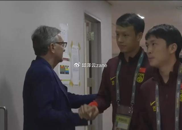 高天意重获国足信任 定位球战术成关键